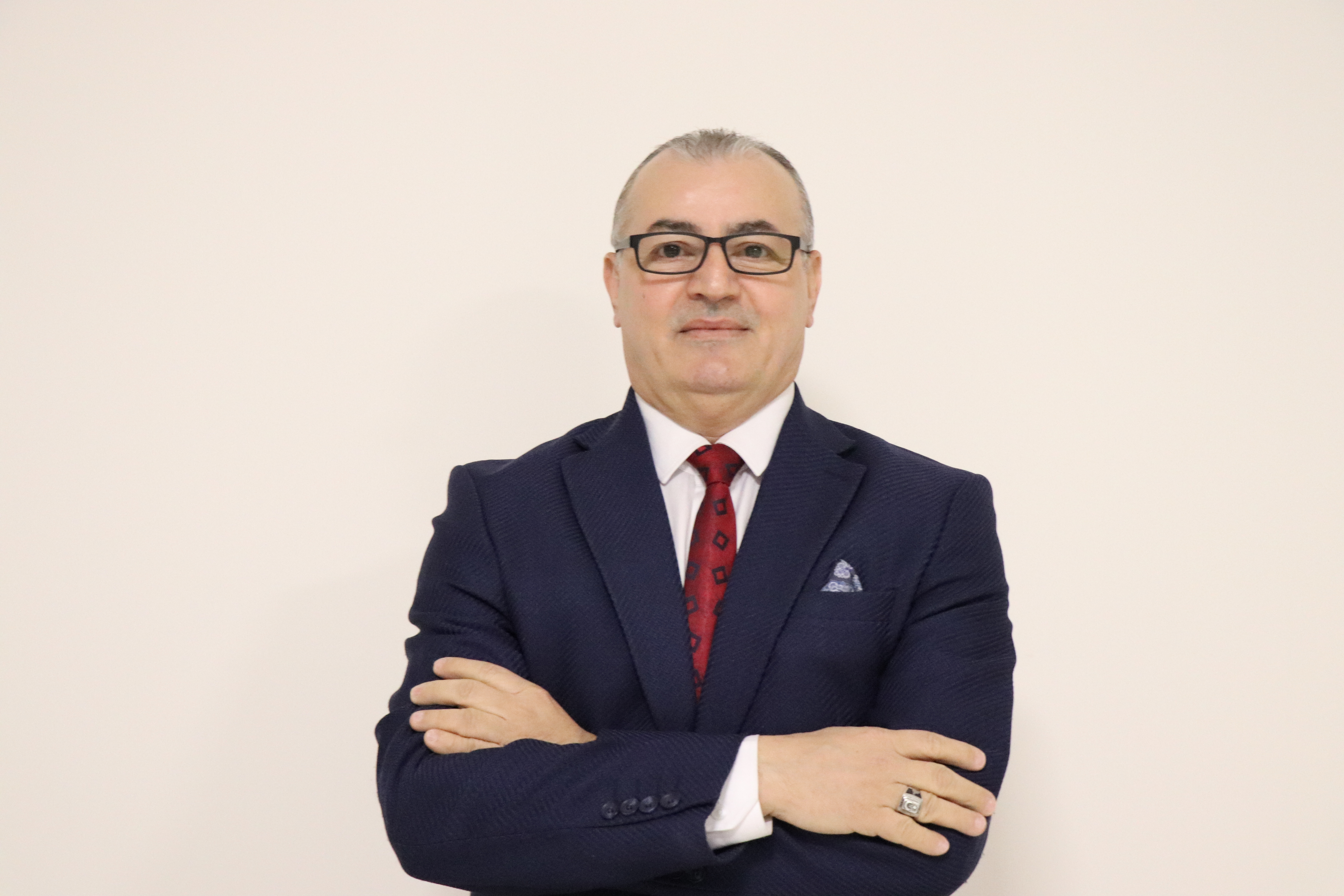 Şemsettin Küzeci 